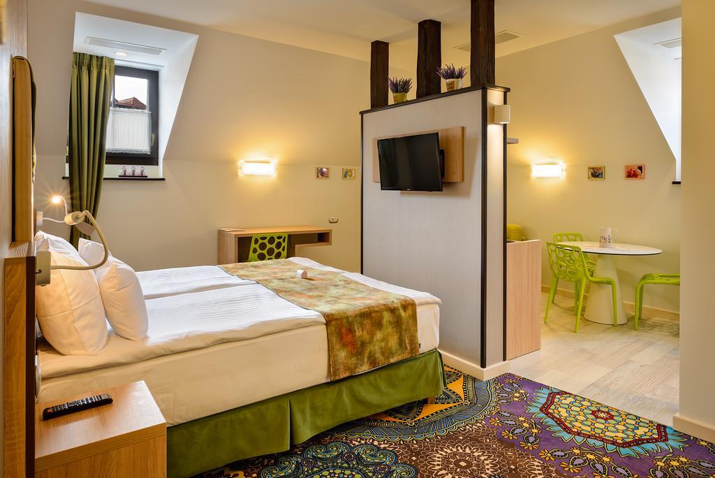Aparthotel Blumenhaus Sybin Zewnętrze zdjęcie