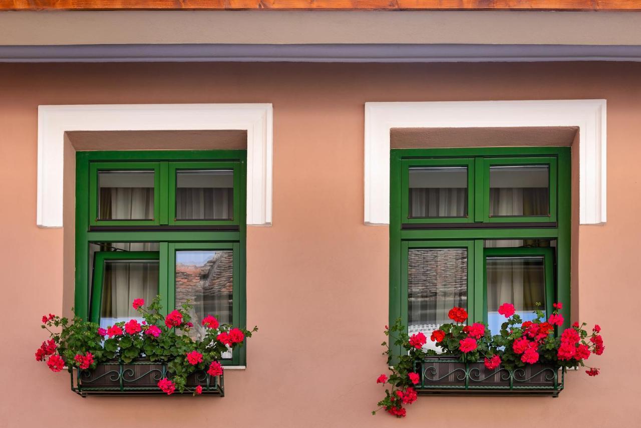 Aparthotel Blumenhaus Sybin Zewnętrze zdjęcie